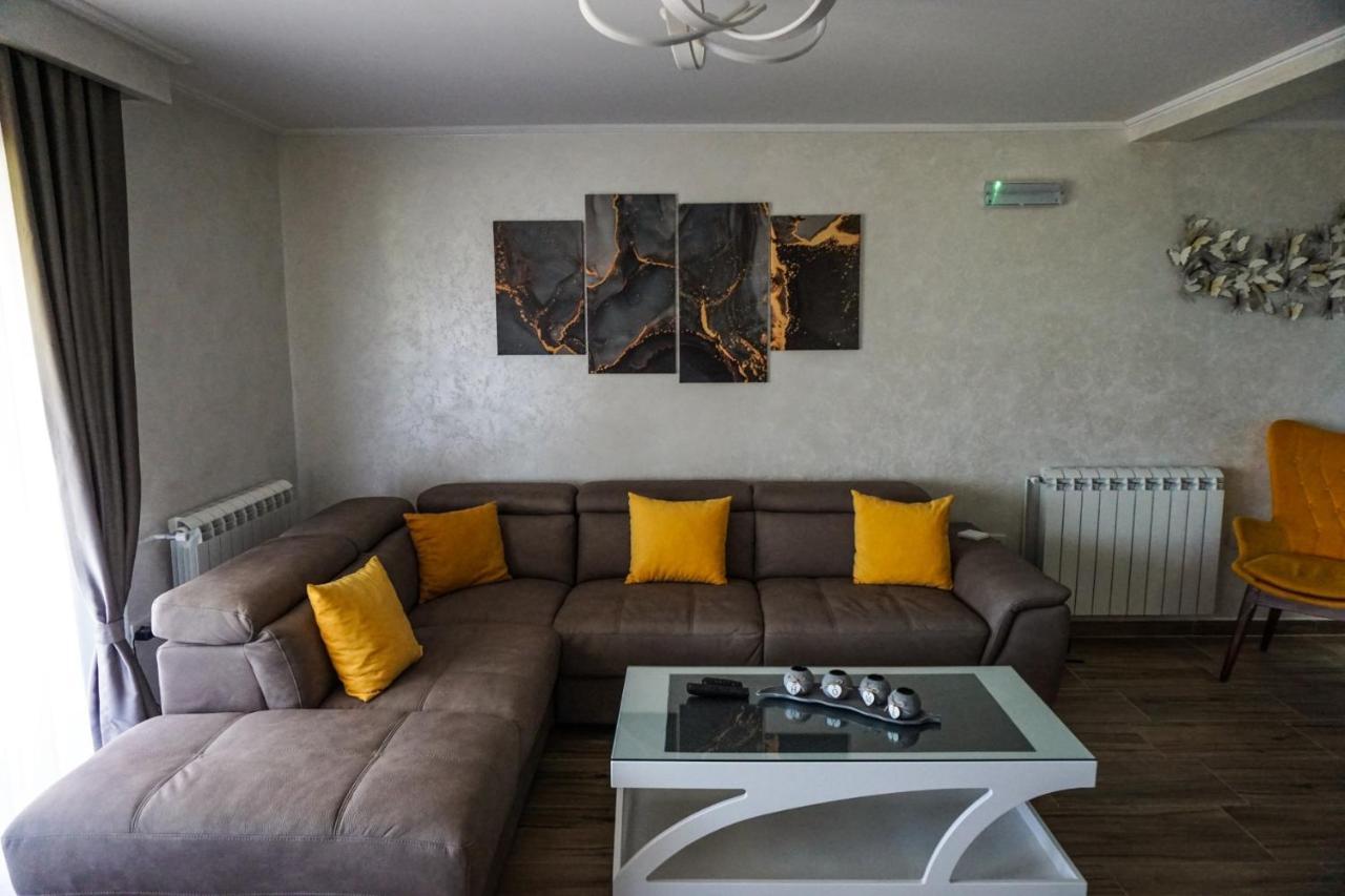 Vila Durmitor Nest Krstajic 자블야크 외부 사진