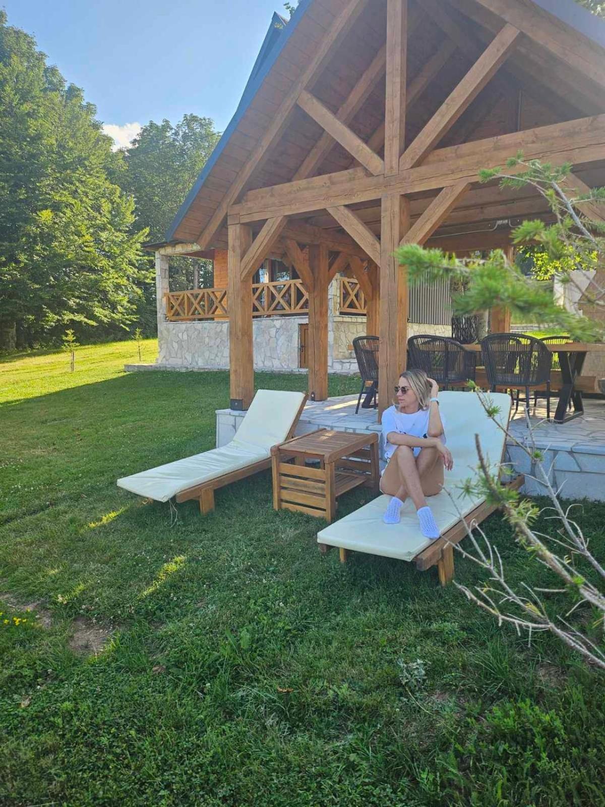 Vila Durmitor Nest Krstajic 자블야크 외부 사진